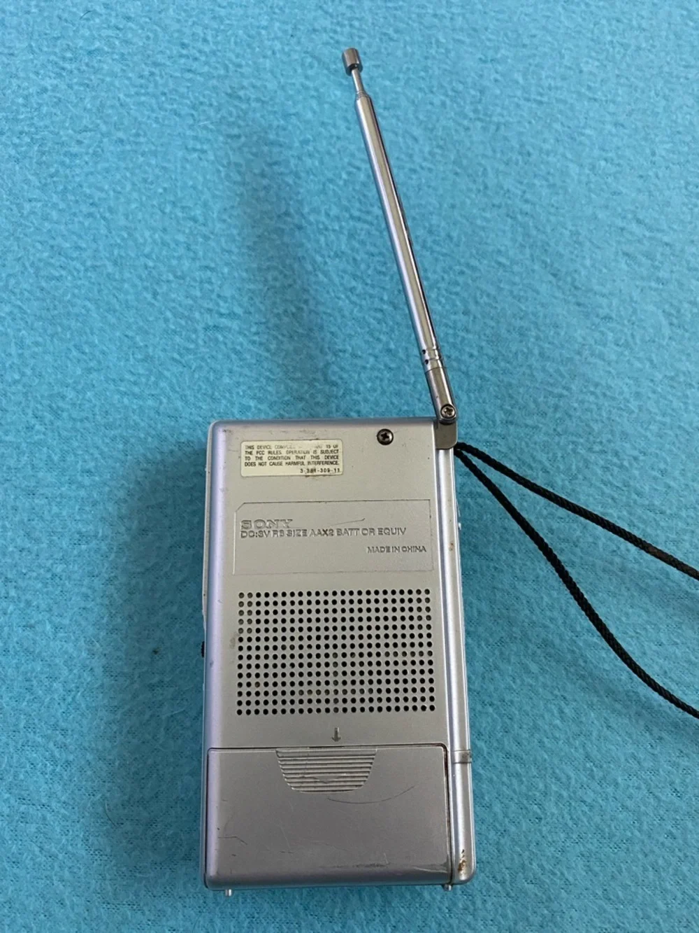 Sony Silver Portable AM/FM Pocket Radio with Telescoping Antenna